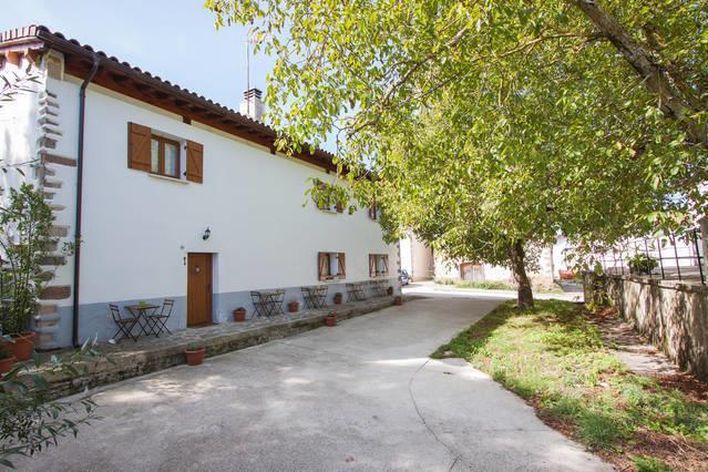 Ekolanda Esnoz Exterior foto